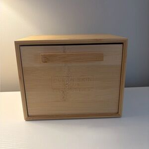 CLEAN SKIN CLUB Bamboo Skincare Storage Box - Natural Wood